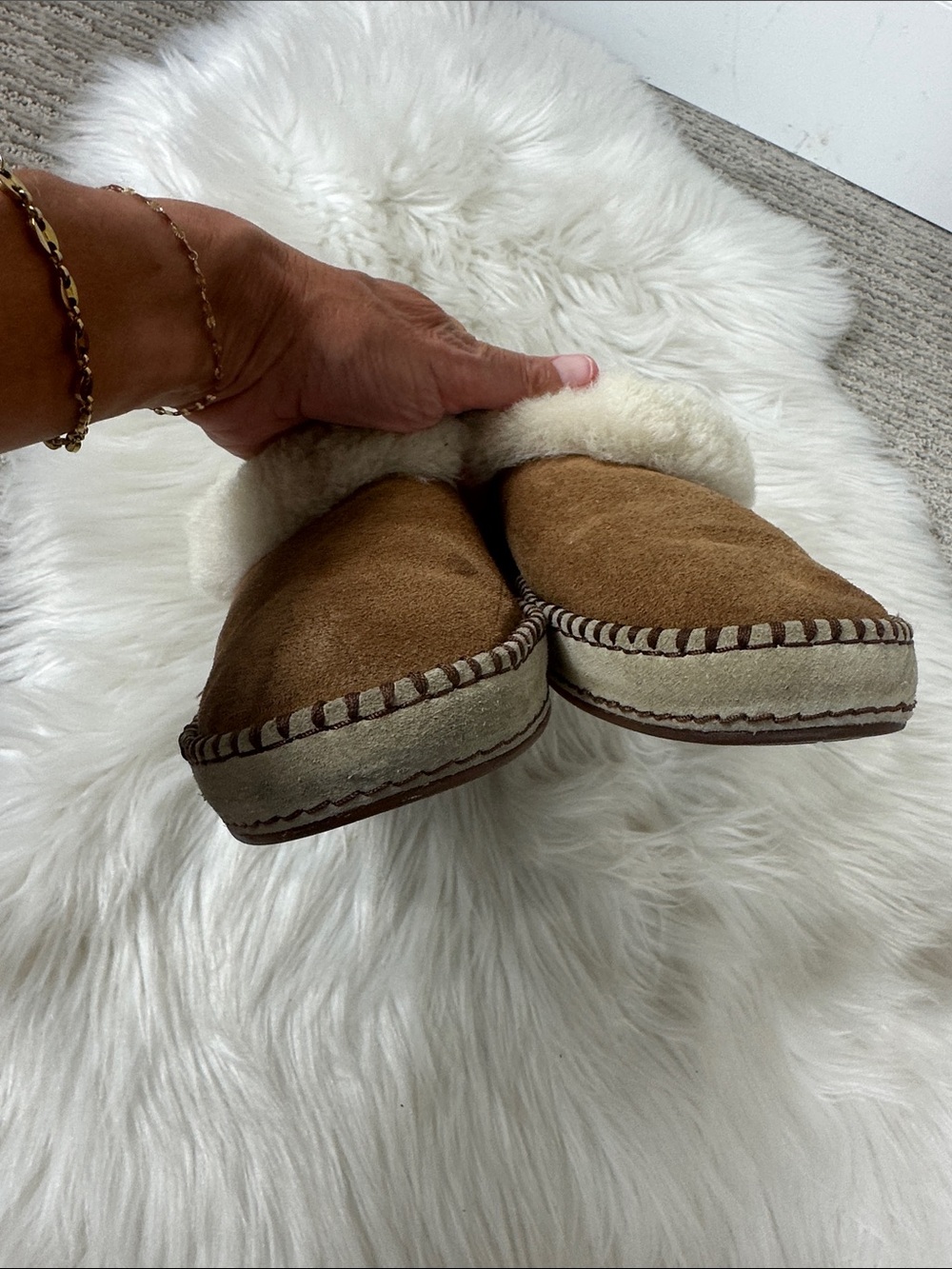 UGG Brown Suede Wrin Chestnut Whipstitch Mule Slippers 7 - Picture 3 of 7